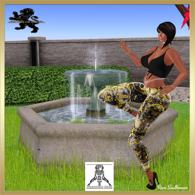 Diva's Closet Knotted Crop, Diva's Closet Patterned Latex Leggings and House of Zion Tourae Pose  Package